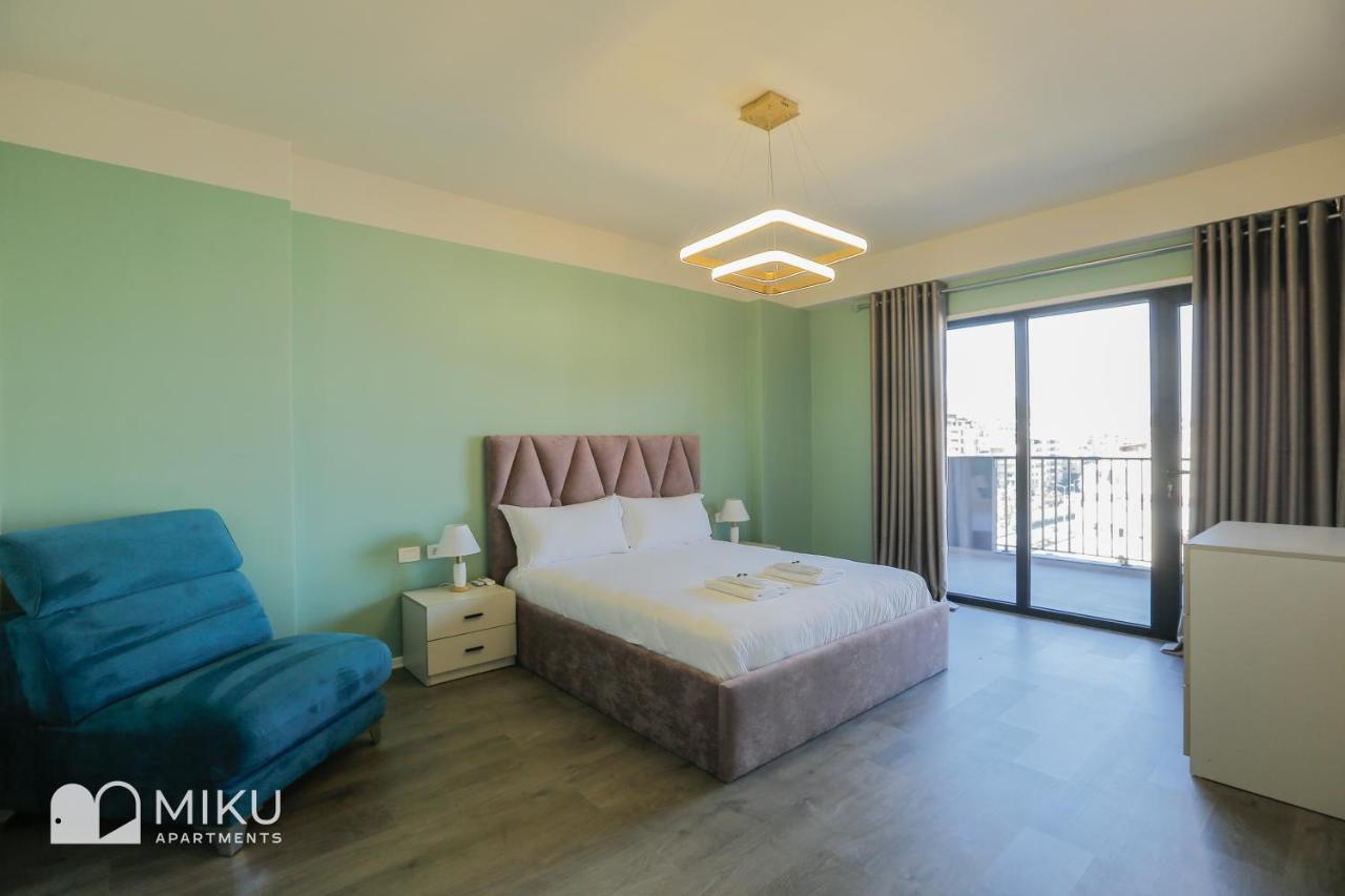 Miku - Luxurious 2bedroom At Olympic Apartamento